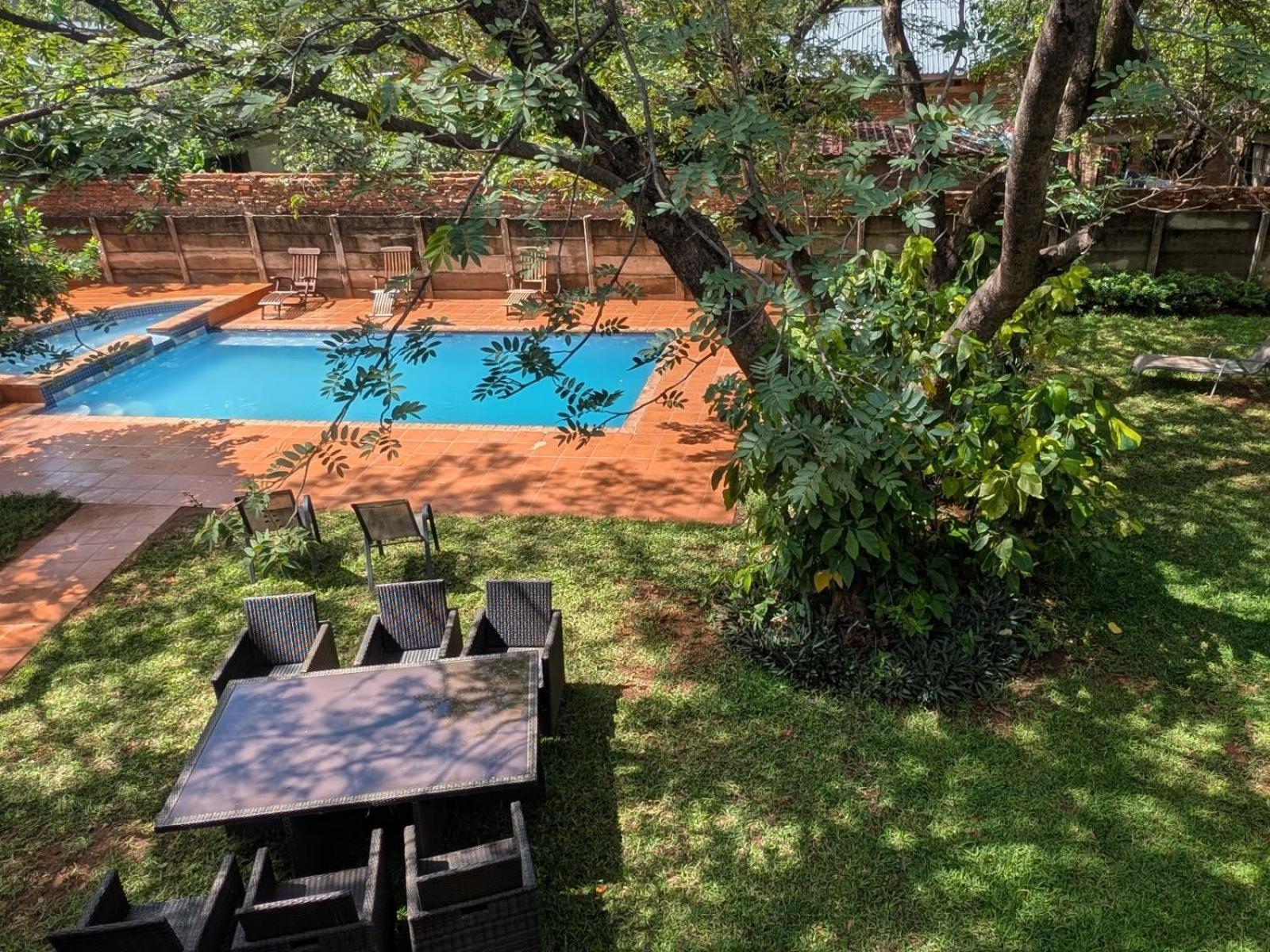 Mopani Lodge วิกตอเรียฟอลส์ ภายนอก รูปภาพ